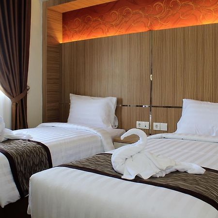 Amadeo Hotel Duri エクステリア 写真