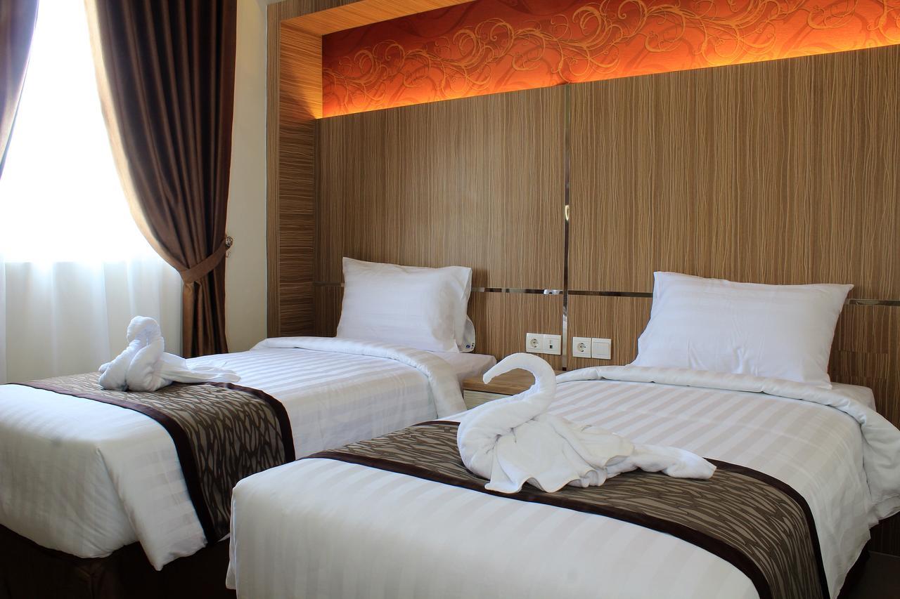 Amadeo Hotel Duri エクステリア 写真