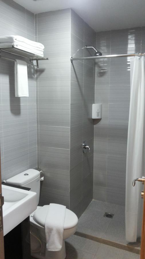 Amadeo Hotel Duri エクステリア 写真