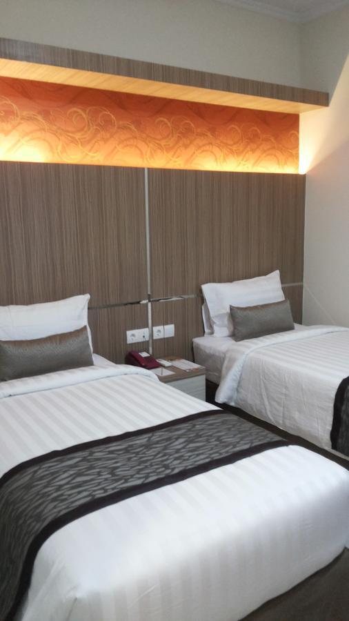 Amadeo Hotel Duri エクステリア 写真