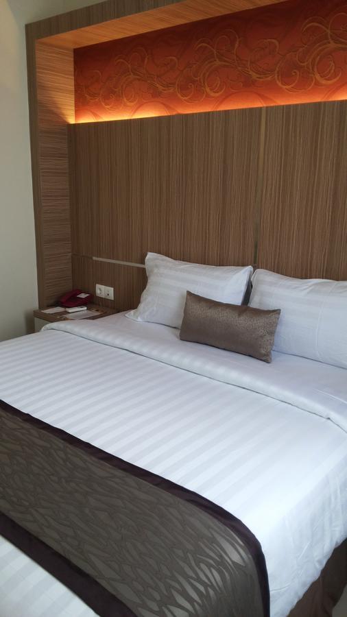 Amadeo Hotel Duri エクステリア 写真