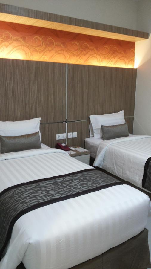 Amadeo Hotel Duri エクステリア 写真
