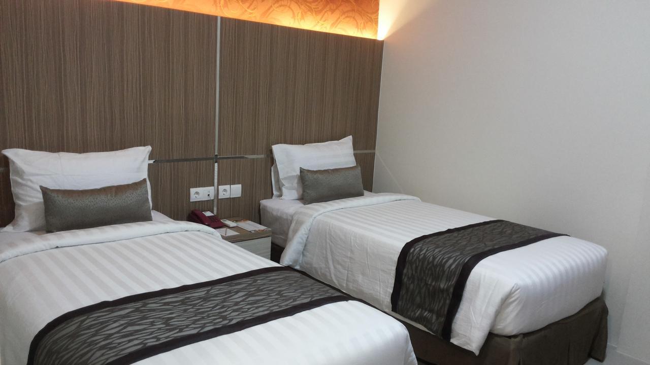 Amadeo Hotel Duri エクステリア 写真