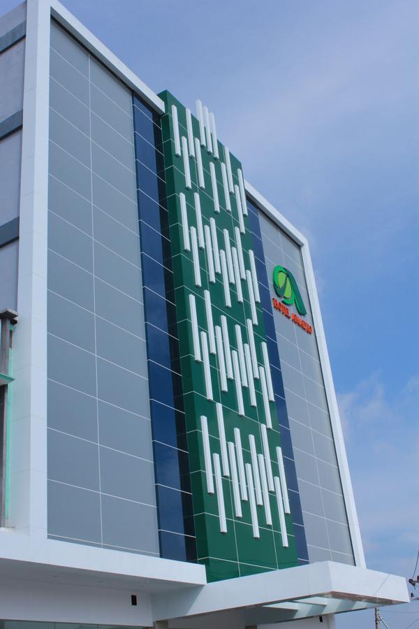 Amadeo Hotel Duri エクステリア 写真